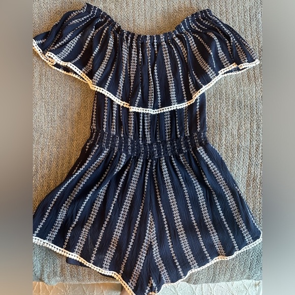 See Ya There Navy Blue Print Off-the-Shoulder Romper size XS - Picture 7 of 9